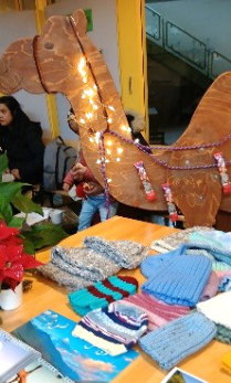 Wollmützen und Strümpfe